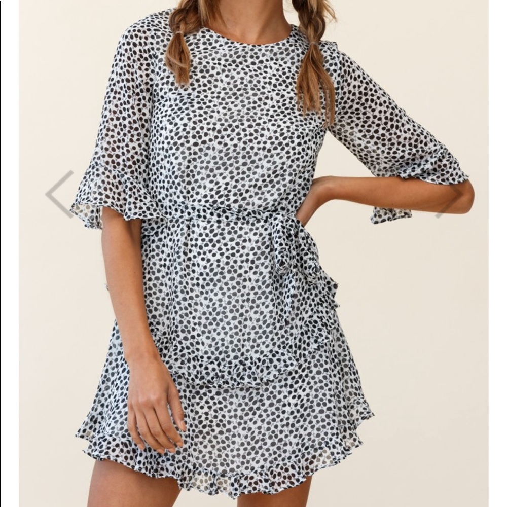 NWT-SelfieLeslie Wife Me Crew Neck Ruffle Insert Dress Polka Dot Black. Size M - Picture 6 of 9
